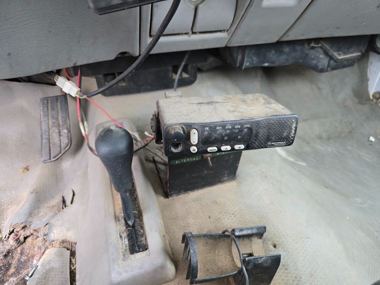 1997-chevrolet-k2500-image-45