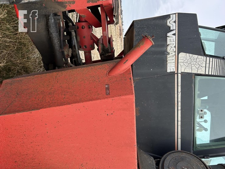 1985-versatile-856-image-27