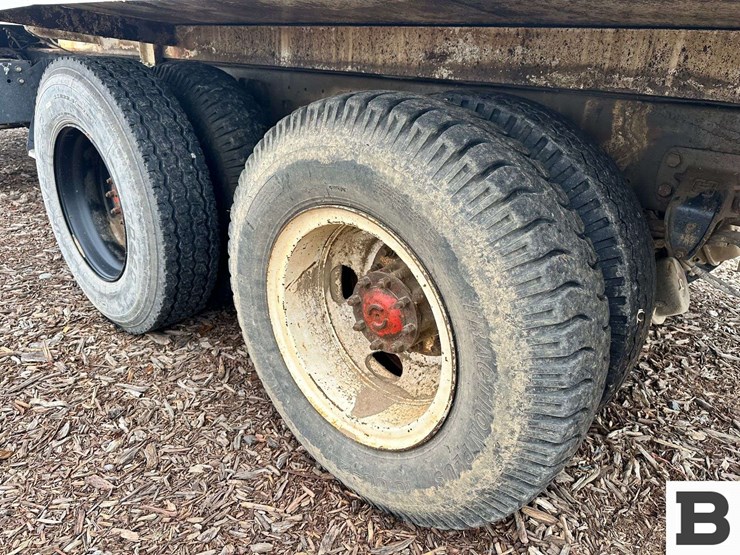 kenworth-t800-image-47