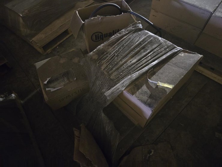 #3445-•-(2)-liquatite-1-1/4"x50'-rolls-and-more-image-4