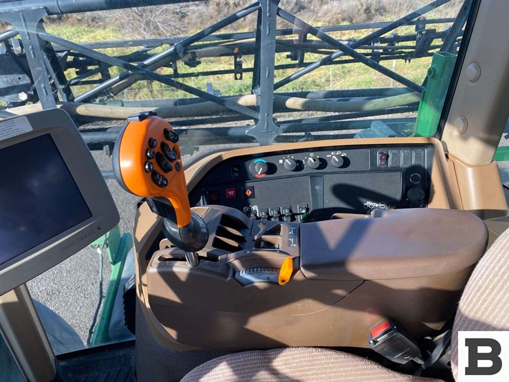 2013-john-deere-4830-image-78