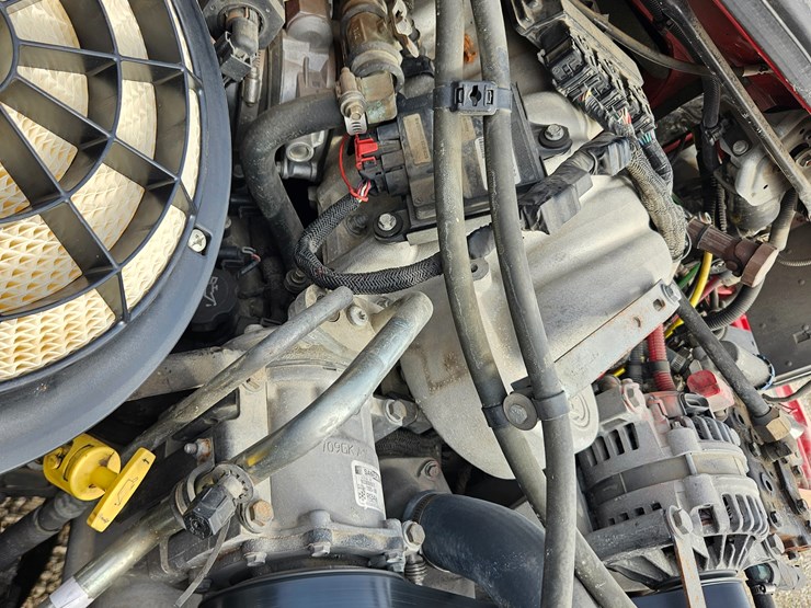 2016-freightliner-s2g-image-41