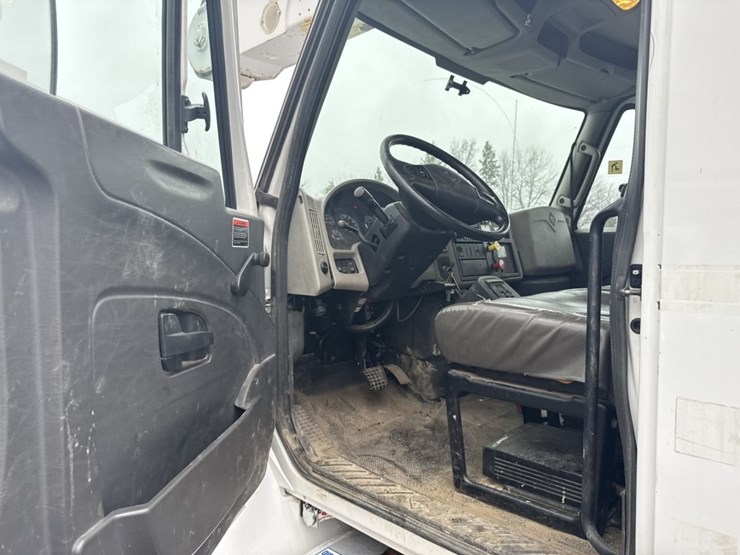 2013-international-4300-sba-image-67