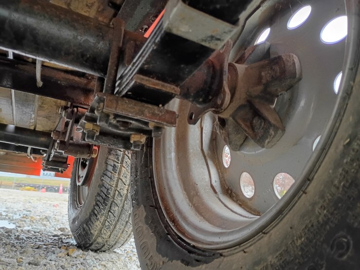 2022-kubota-la526-image-111