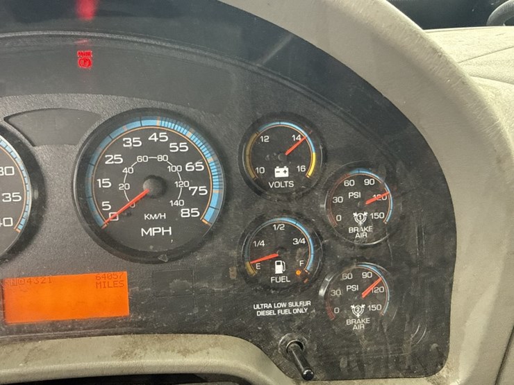 2013-international-4300-sba-image-76