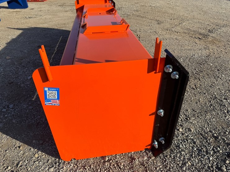 10'-skid-steer-snow-pusher-/-pull-back-image-3