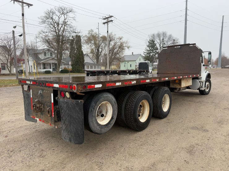 2006-freightliner-m2112-flatbed-image-6