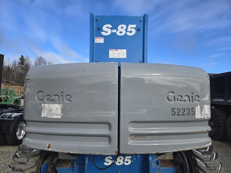 2007-genie-s85-image-23