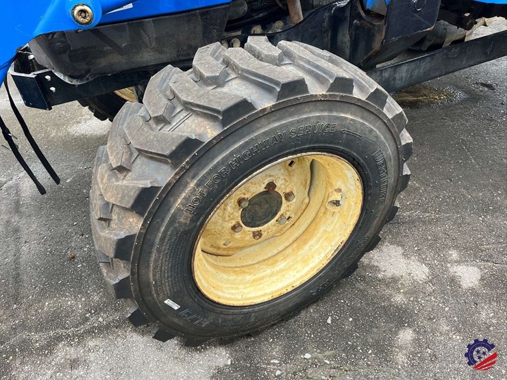 new-holland-tc40a-image-5