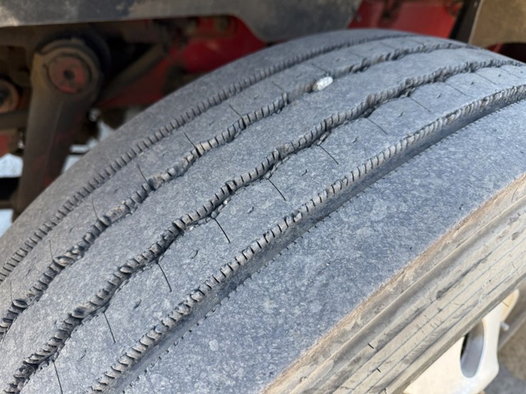 #1952-•-2008-international-eagle-day-cab-truck-tractor-image-83