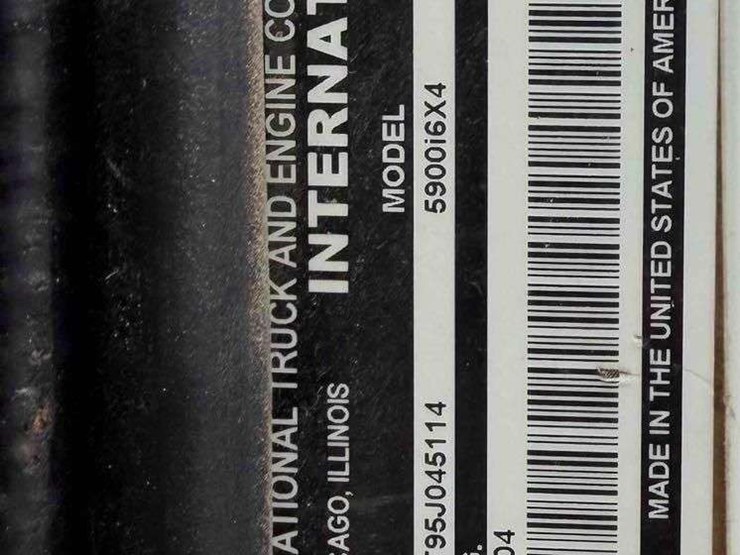 2015-peterbilt-567-image-9