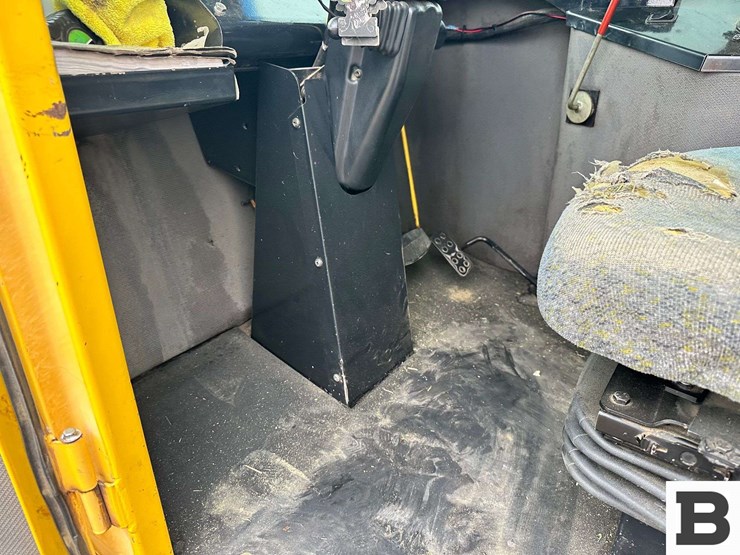 new-holland-h9880-image-51