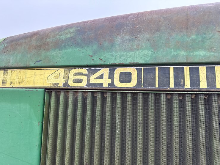 john-deere-4640-image-29