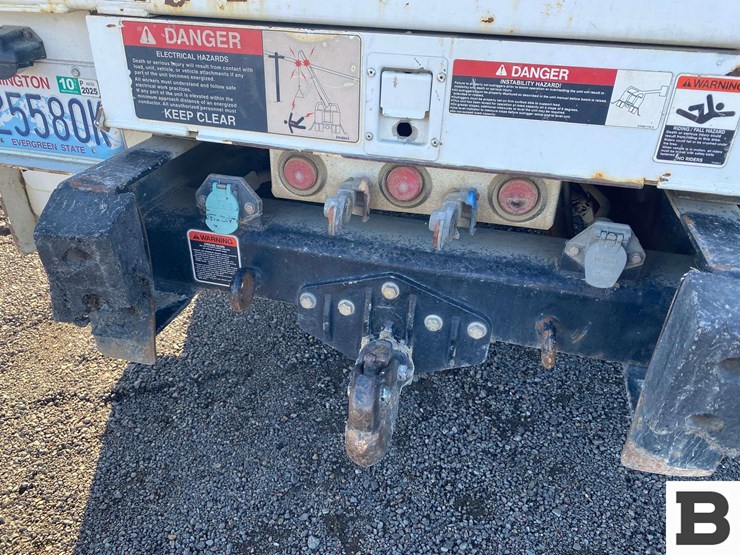 2011-international-durastar-4300-image-27