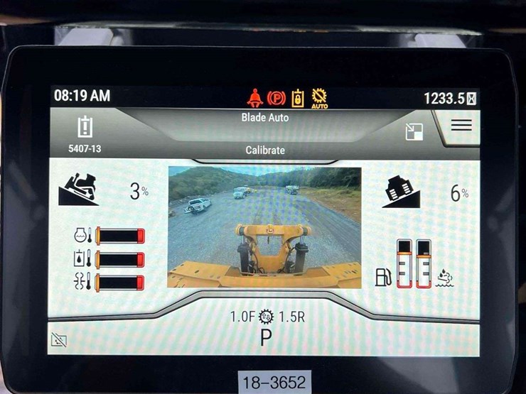 2022-caterpillar-d7-image-8