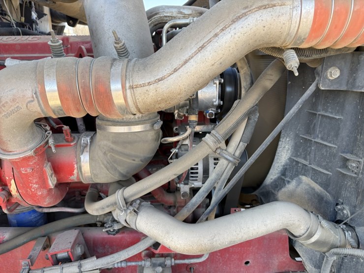 #1952-•-2008-international-eagle-day-cab-truck-tractor-image-17