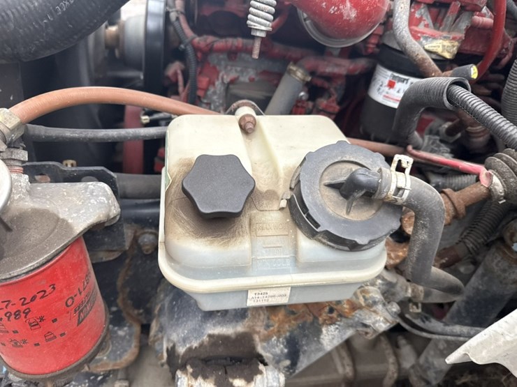 #2000-•-2014-freightliner-altec-digger-derrick-image-24