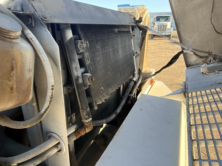 #1981-•-1990-mobil-sweeper-ahl-sweeper-truck-image-34