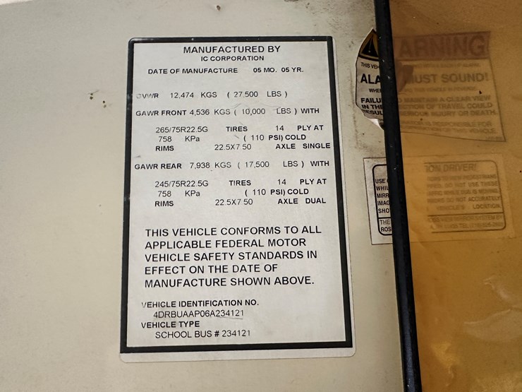 2005-international-pb105-image-73