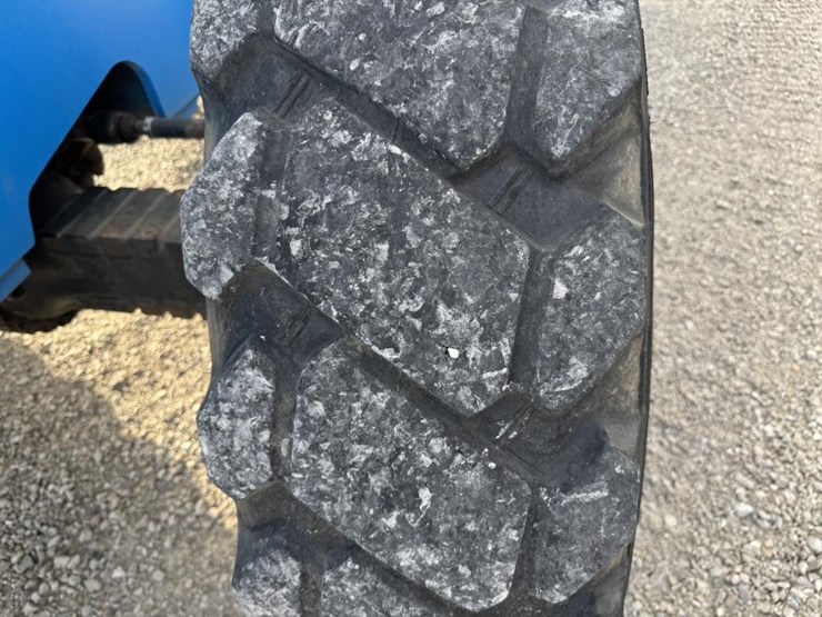 #1460-•-2014-genie-1056-telehandler-image-61