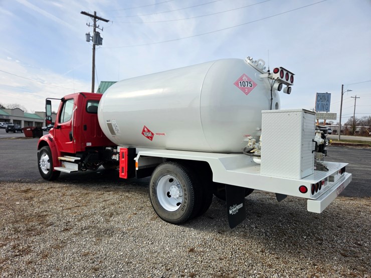 2018-freightliner-s2g-image-11