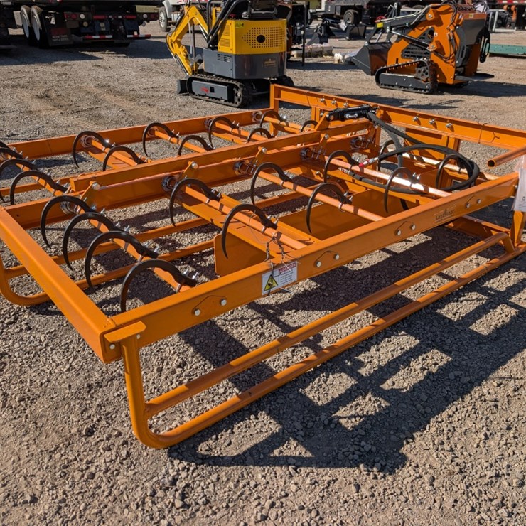 Landhonor Skid Steer Hay Accumulator Grapple