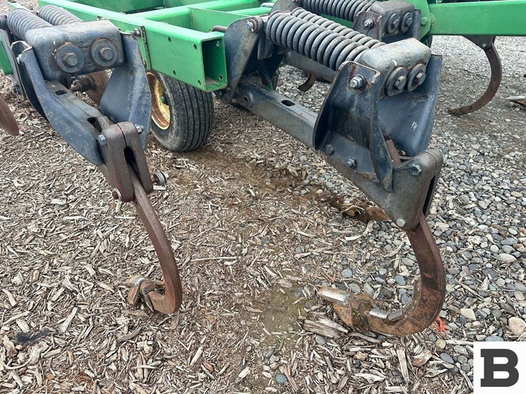 john-deere-2700-image-20