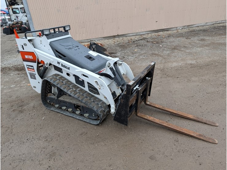 2017-bobcat-mt85-image-4