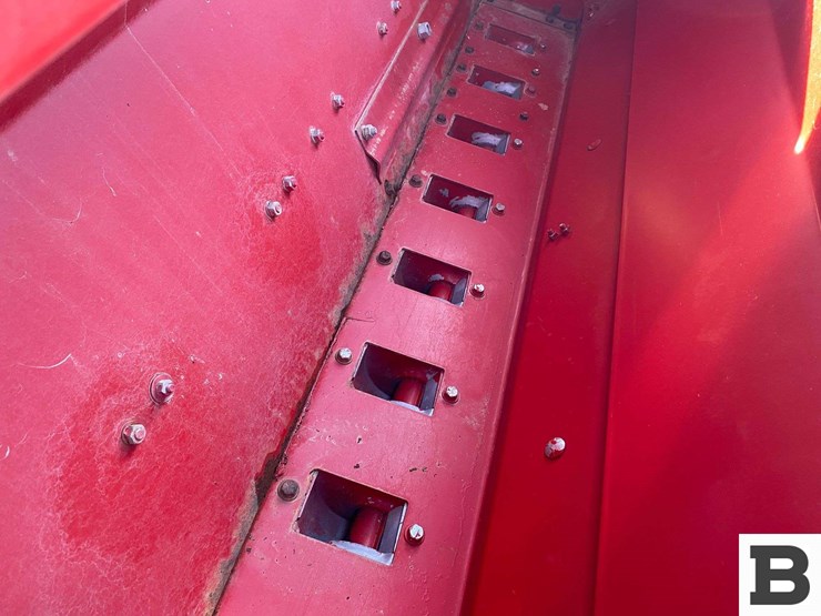 j.i.-case-5300-grain-drill-image-22