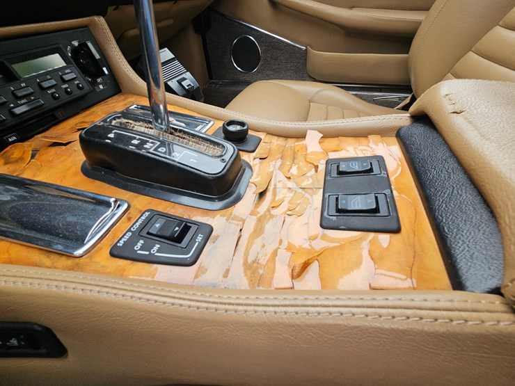 #21242-•-1990-jaguar-xjs-passenger-car-image-41