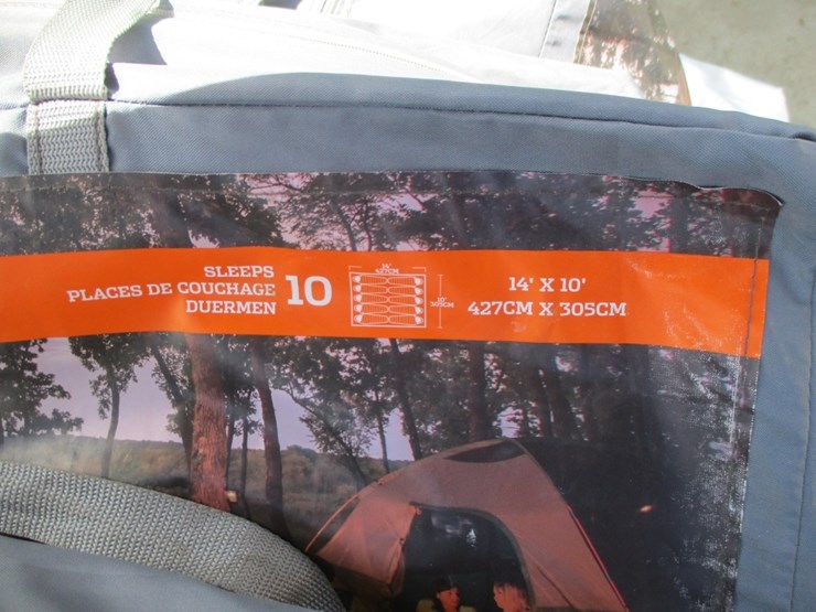 lot-of-eclipse-cabin-tents,-image-5