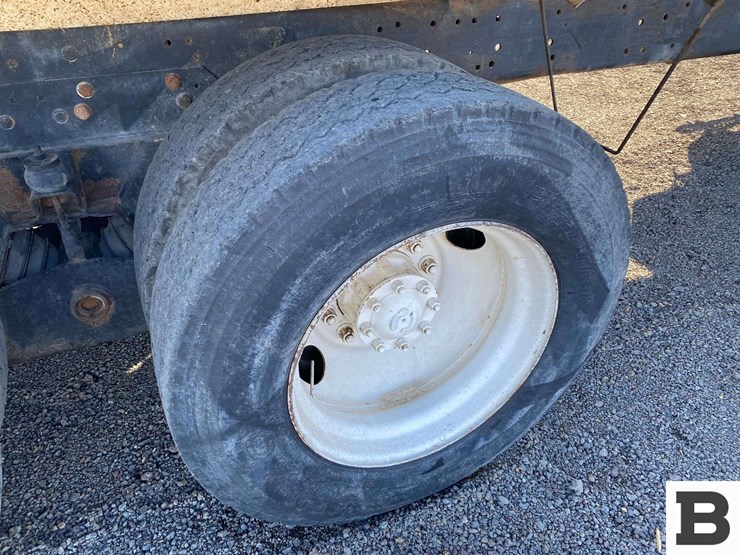 1995-ford-l9000-image-44