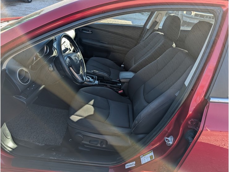 2012-mazda-6-image-11