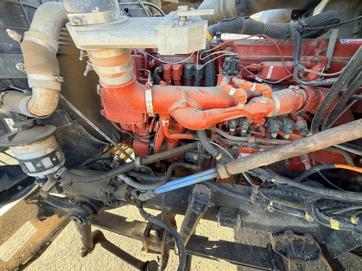 #1965-•-2008-international-eagle-day-cab-truck-tractor-image-42