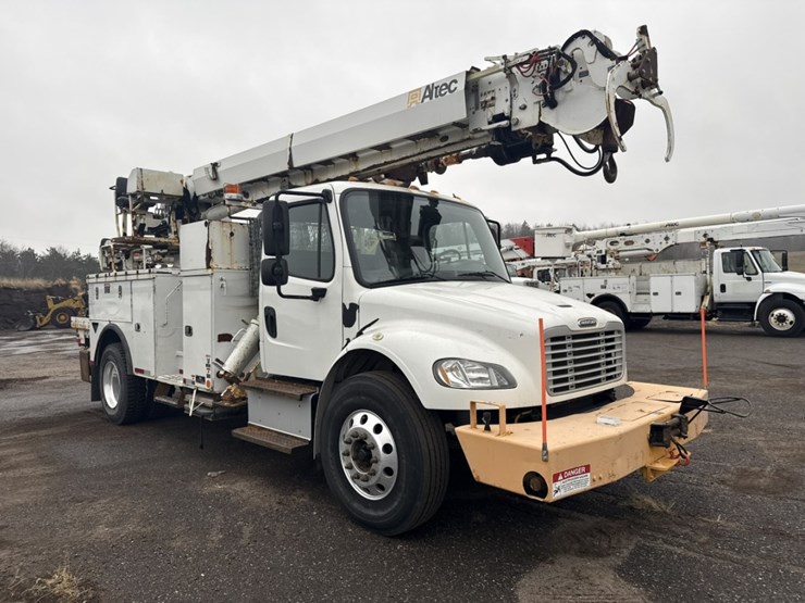 #2000-•-2014-freightliner-altec-digger-derrick-image-8