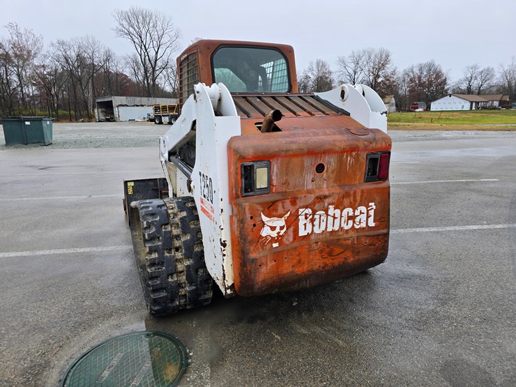 bobcat-t250-image-17