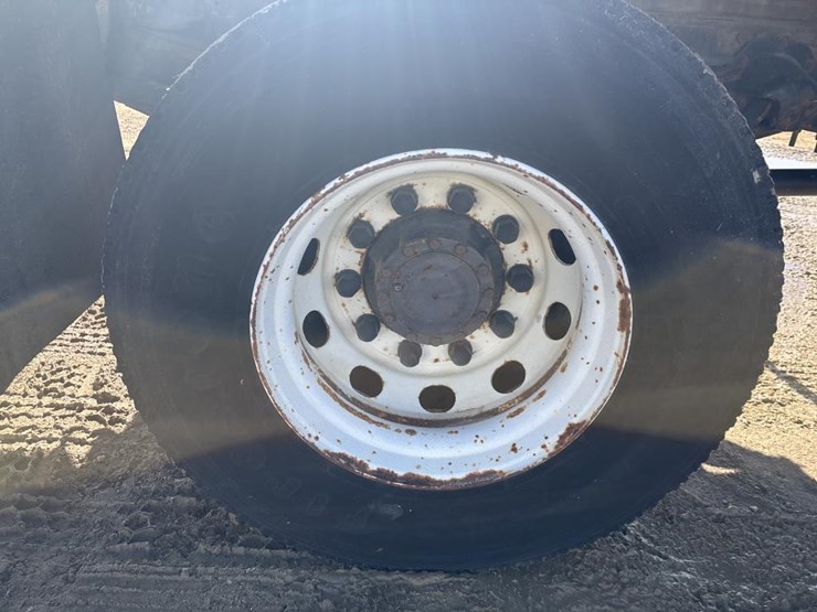 #1337-•-1998-mack-cs200-flatbed-truck-image-56