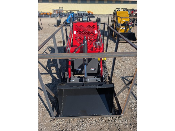 agt-ysrt14-mini-skid-steer-image-3
