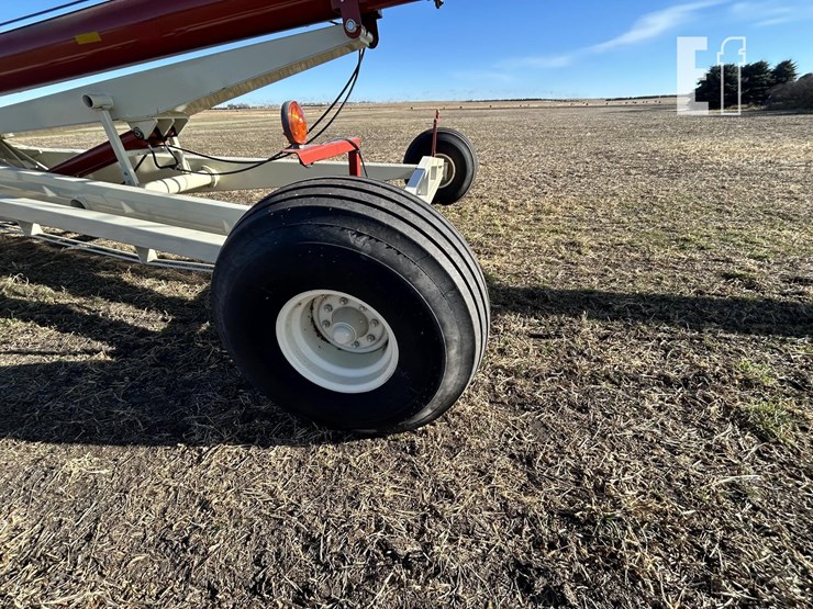 buhler-farm-king-16104-image-5