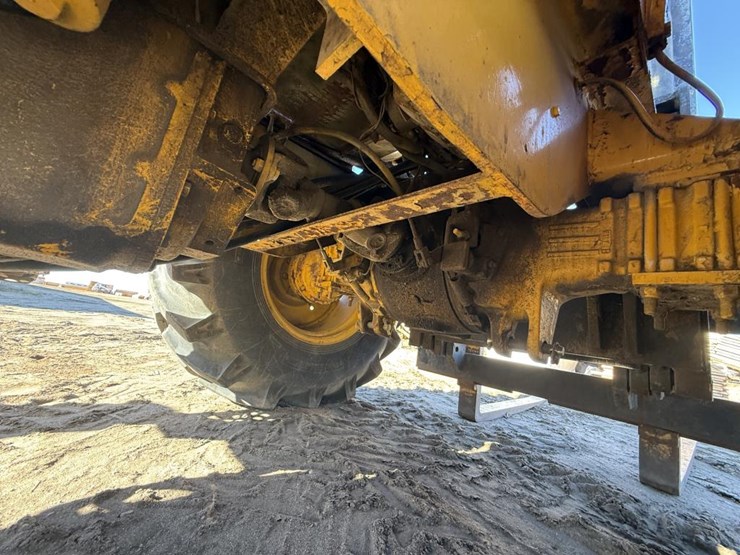 #1975-•-massey-ferguson-14k-forklift-image-54