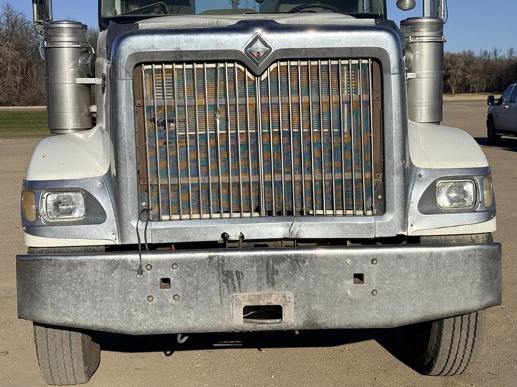 #1972-•-2008-international-eagle-day-cab-truck-tractor-image-28