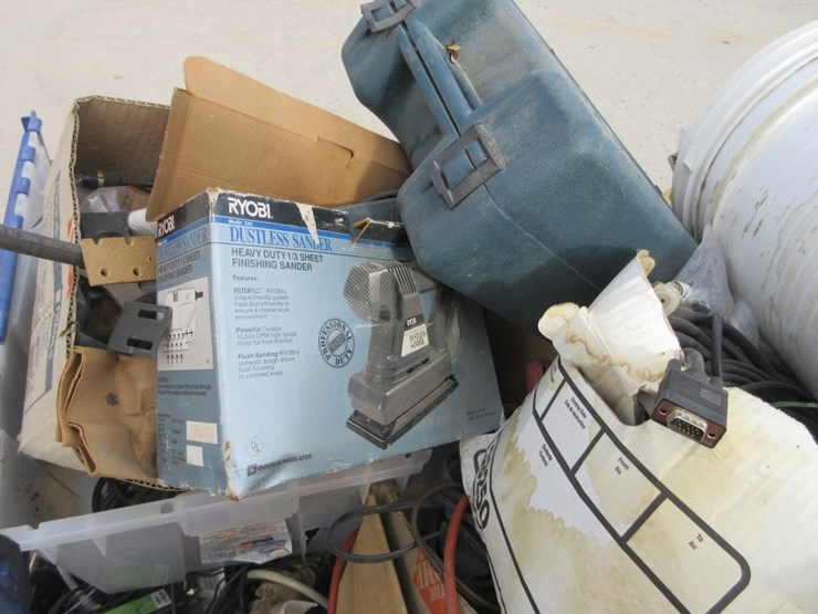 lot-of-misc-items-image-4