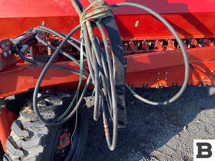 j.i.-case-6300-grain-drill-image-13