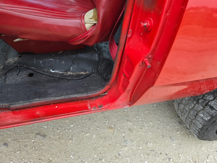 1986-dodge-ram-charger-image-60