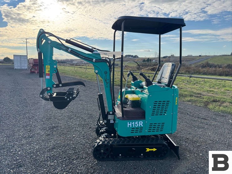 2025-cfg-industrial-h15r-mini-excavator-image-3