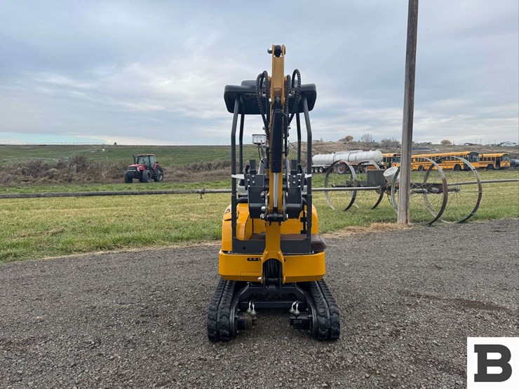 2025-cfg-industrial-qk20r-mini-excavator-image-10