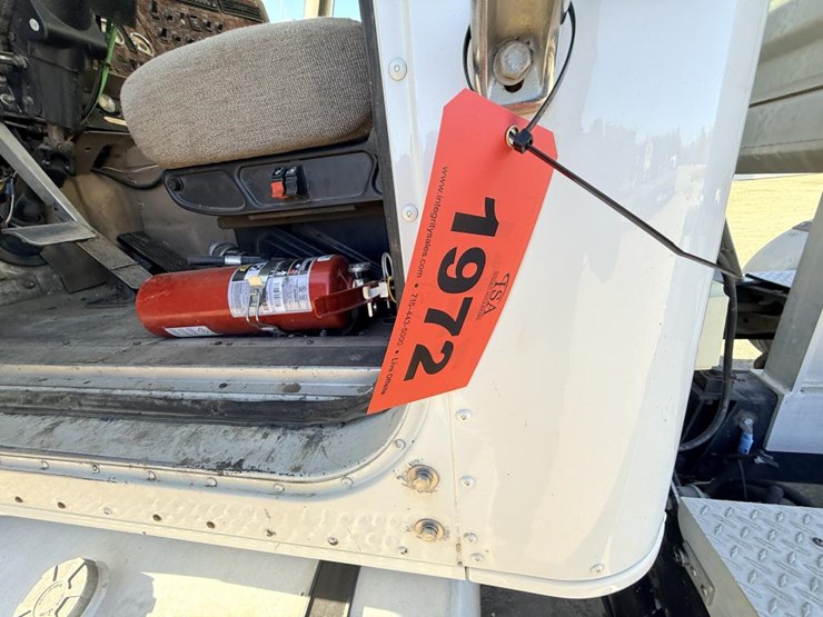 #1972-•-2008-international-eagle-day-cab-truck-tractor-image-67