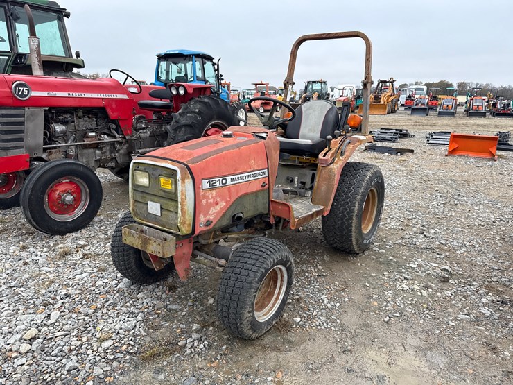 massey-ferguson-1210-image-1