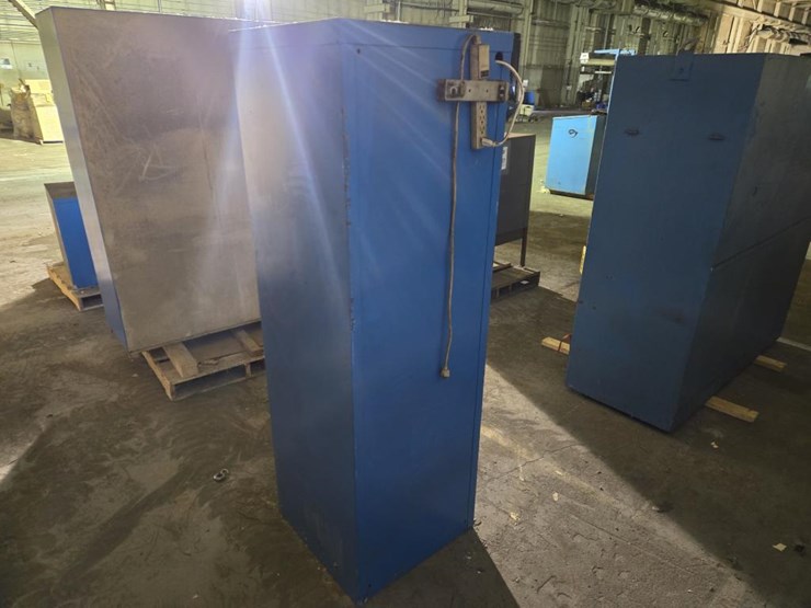 #3485-•-approx.-24"x24"x74"-cabinet-image-3