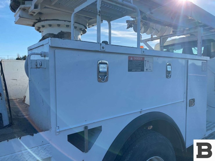 2011-international-durastar-4300-image-33